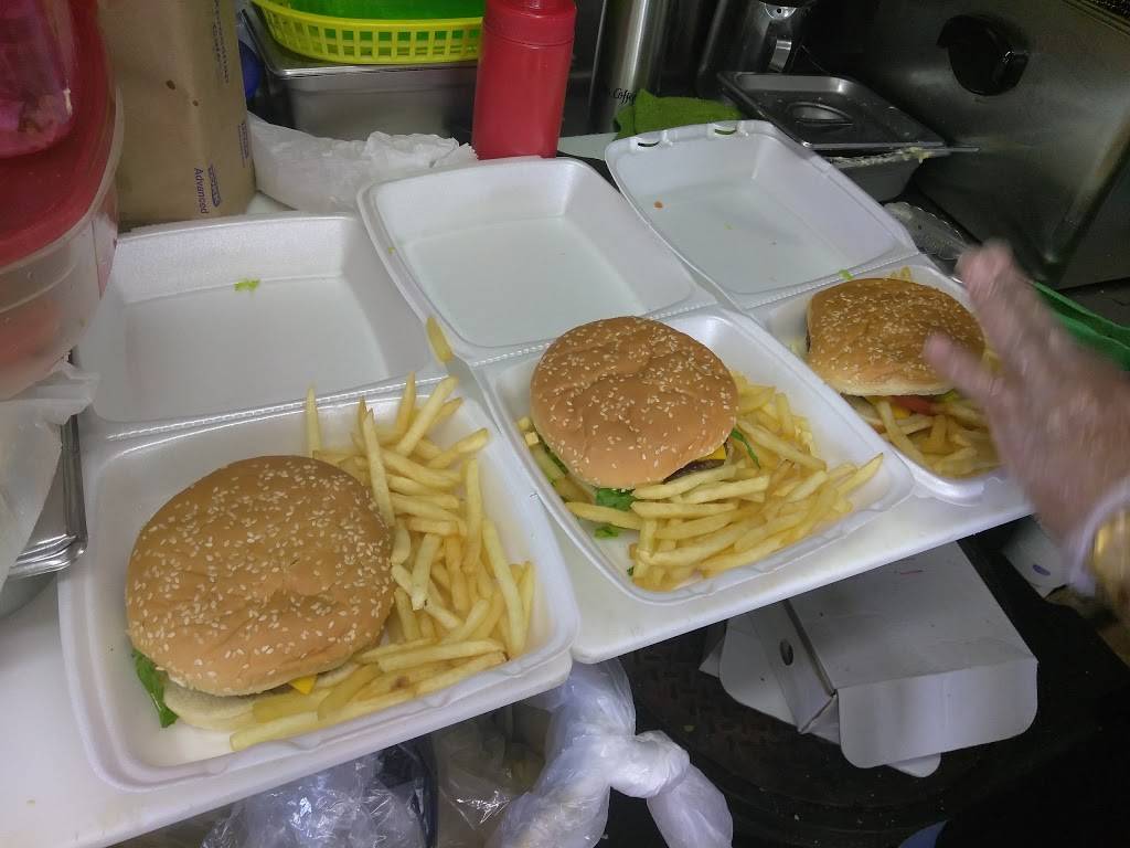 La Esquina del Pan con Bistec | restaurant | 1190 W Flagler St, Miami, FL 33130, USA | 7866314287 OR +1 786-631-4287