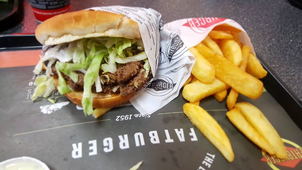 Fatburger | restaurant | 314 W Valley Pkwy, Escondido, CA 92025, USA | 7604899999 OR +1 760-489-9999