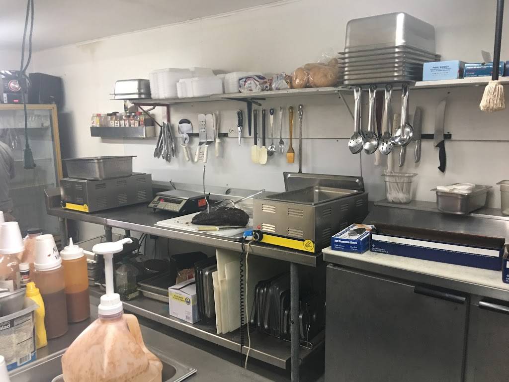 Caspers BBQ | restaurant | 5745 54th Ave N, Kenneth City, FL 33709, USA | 7277765596 OR +1 727-776-5596