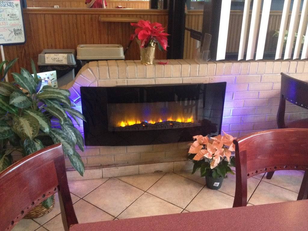 Genovas Pizza And Pastaria | restaurant | 3316 NY-112, Medford, NY 11763, USA | 6316967776 OR +1 631-696-7776