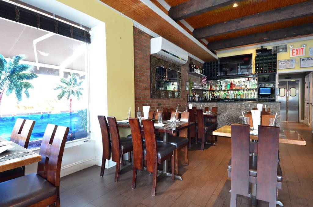 Nicks Bistro | restaurant | 104-20 Metropolitan Ave, Forest Hills, NY 11375, USA | 7185446425 OR +1 718-544-6425