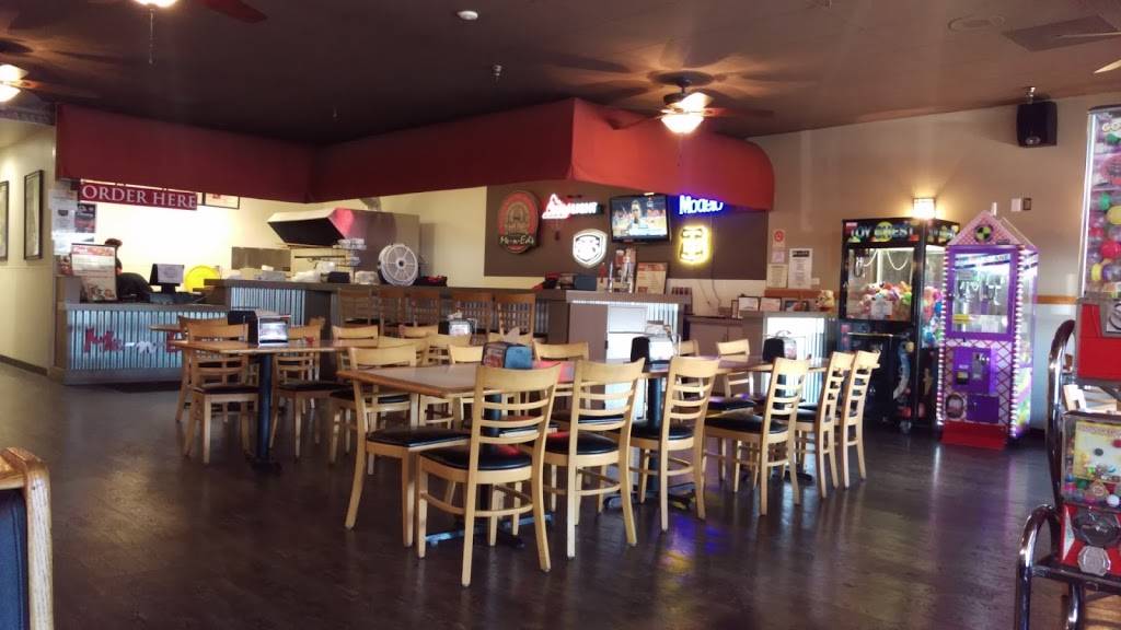 Me-n-Eds Pizzeria | restaurant | 7080 N Cedar Ave, Fresno, CA 93720, USA | 5592987824 OR +1 559-298-7824