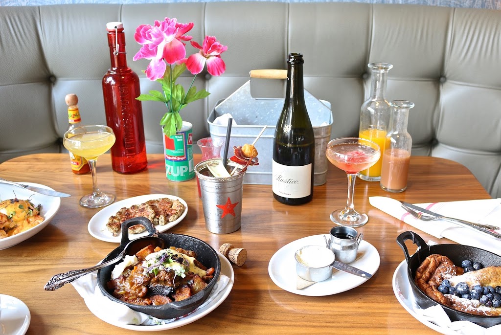 Bar Siena | restaurant | 832 W Randolph St, Chicago, IL 60607, USA | 3124927775 OR +1 312-492-7775