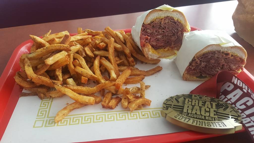 Daglas Drive-In | restaurant | 20036 Vanowen St, Canoga Park, CA 91306, USA | 8188836313 OR +1 818-883-6313