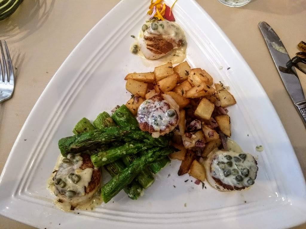 Salernos Ristorante | restaurant | 220 N Beach St, Laguna Beach, CA 92651, USA | 9494972600 OR +1 949-497-2600