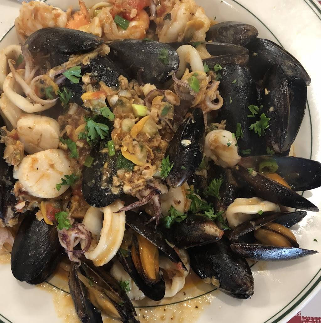 Villa Italia Cafe | restaurant | 2808 10th St W, Palmetto, FL 34221, USA | 9413043272 OR +1 941-304-3272