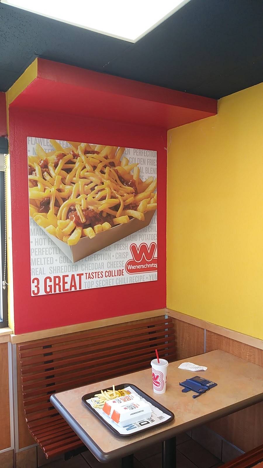 Wienerschnitzel | restaurant | 509 W Rte 66, Glendora, CA 91740, USA | 6263359124 OR +1 626-335-9124