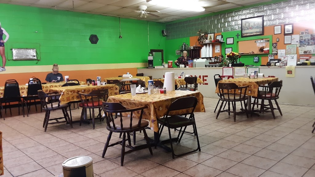 Kermit Home Diner | restaurant | 112 W San Antonio St, Kermit, TX 79745, USA | 4325863398 OR +1 432-586-3398