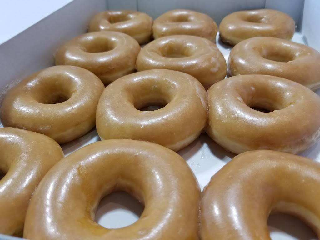 Krispy Kreme | bakery | 917 N Main St, High Point, NC 27262, USA | 3368858081 OR +1 336-885-8081