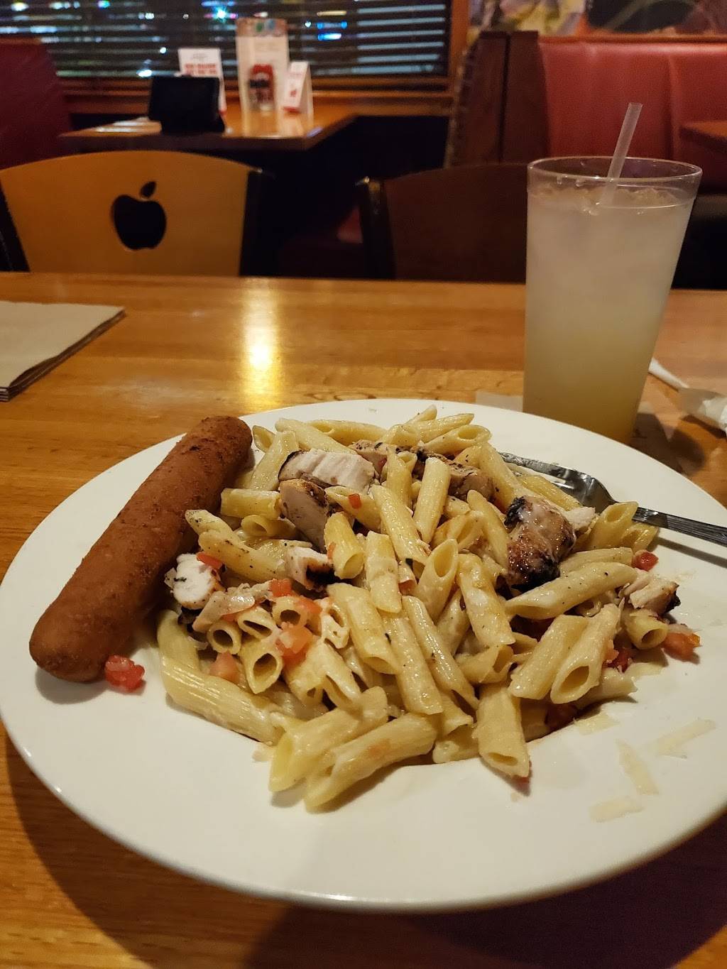 Applebees Grill + Bar | restaurant | 1917 Cobbs Ford Rd, Prattville, AL 36066, USA | 3343618899 OR +1 334-361-8899