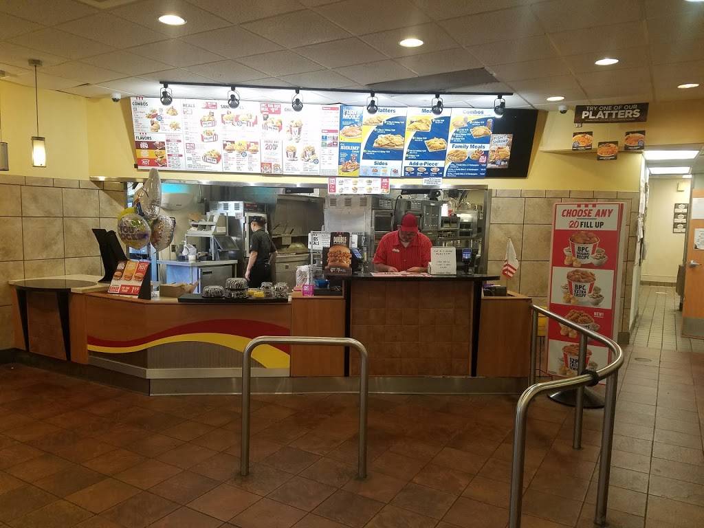 KFC | restaurant | 3010 Main St, Keokuk, IA 52632, USA | 3195248033 OR +1 319-524-8033