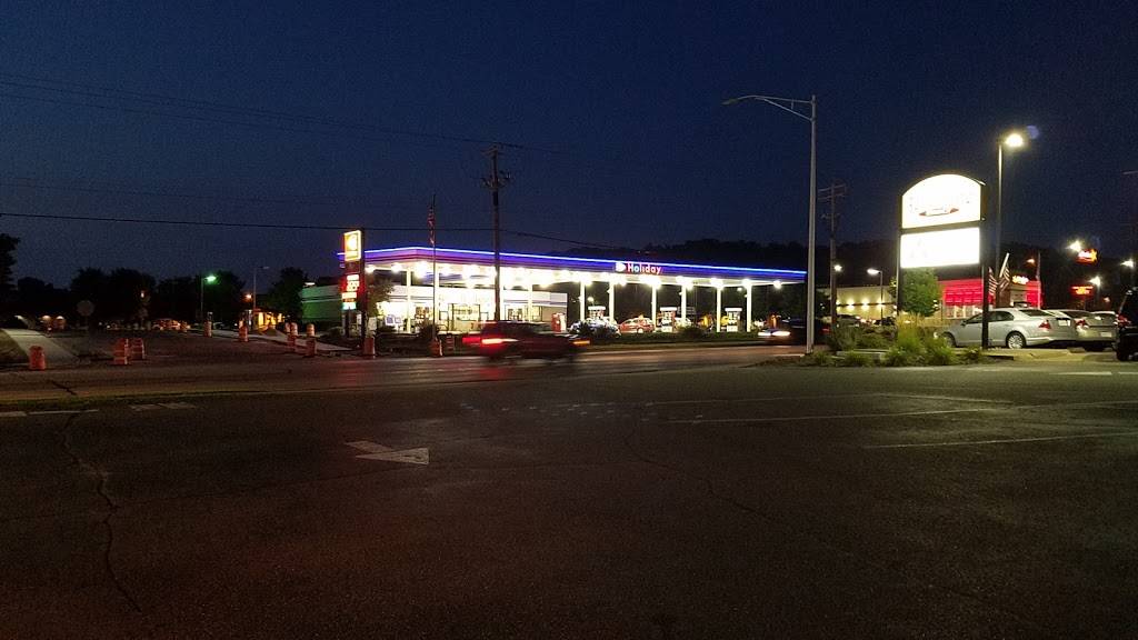 Holiday Stationstores | cafe | 2806 Golf Rd, Eau Claire, WI 54701, USA | 7158318838 OR +1 715-831-8838