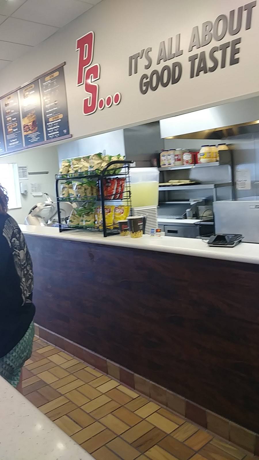 Penn Station East Coast Subs | meal takeaway | 5026 Delhi Pike, Cincinnati, OH 45238, USA | 5134512820 OR +1 513-451-2820