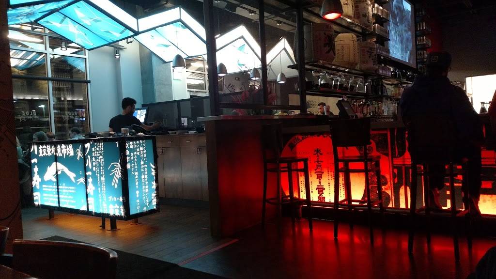 Blue Sushi Sake Grill | night club | 808 R St, Lincoln, NE 68508, USA | 4028054232 OR +1 402-805-4232