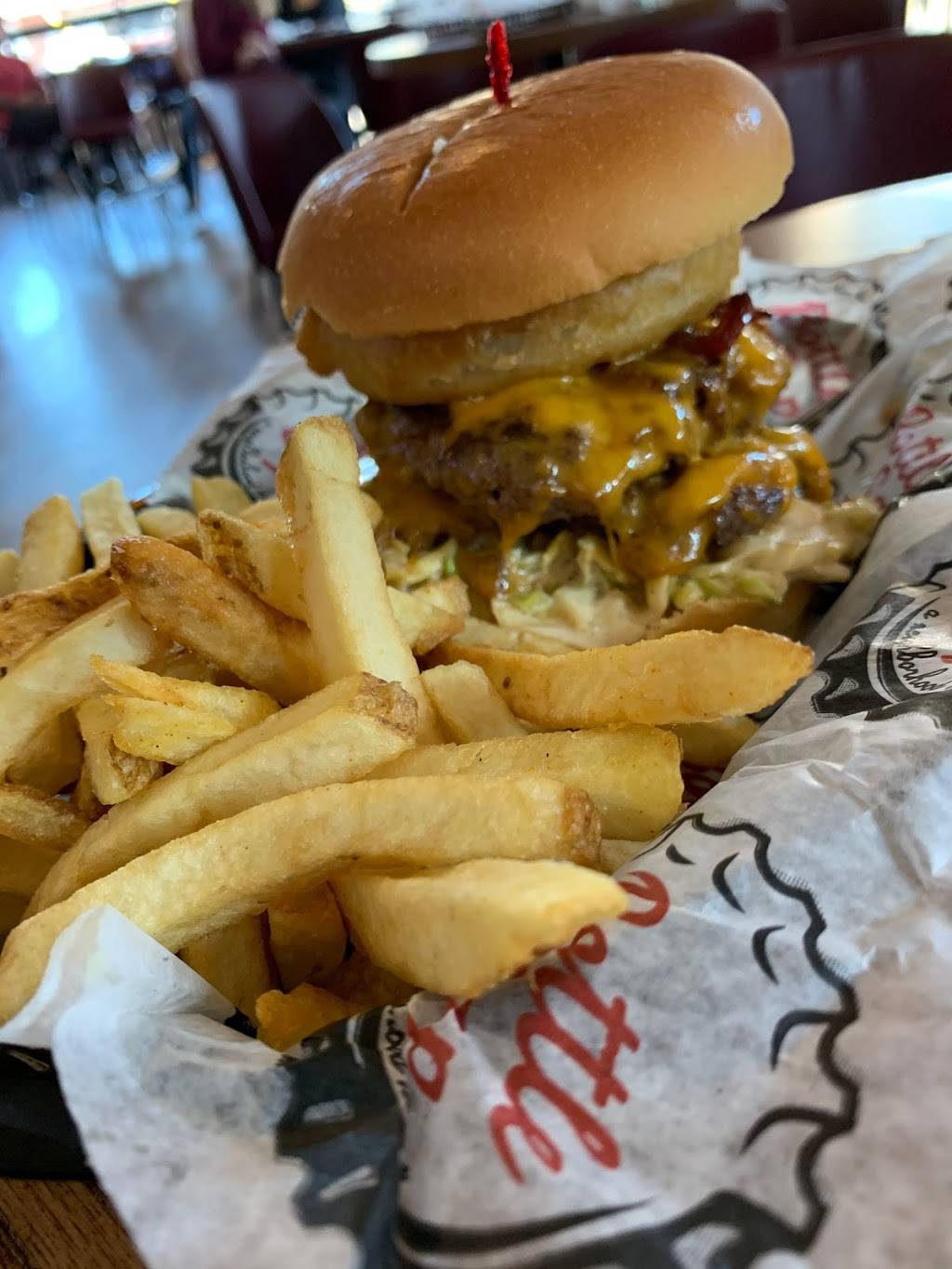 Bottle Cap | restaurant | 2403 12th Ave S, Nashville, TN 37204, USA | 6159150732 OR +1 615-915-0732