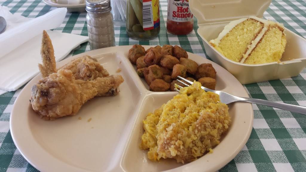 Dots Restaurant | restaurant | 18152 AL-20, Hillsboro, AL 35643, USA | 2566378002 OR +1 256-637-8002