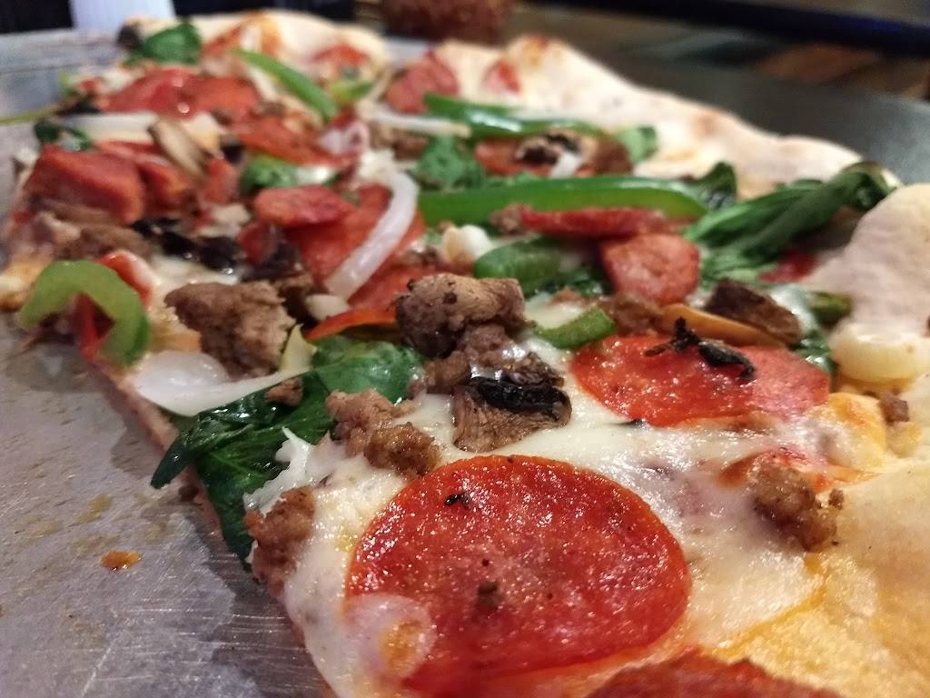 Moondoggys Pizza | restaurant | 36 Canal Rd, Brunswick, GA 31525, USA | 9122644888 OR +1 912-264-4888