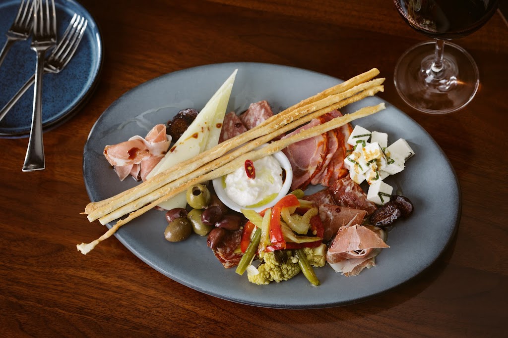 Strega Italiano Seaport | restaurant | 1 Marina Park Drive, Boston, MA 02210, USA | 6173453992 OR +1 617-345-3992