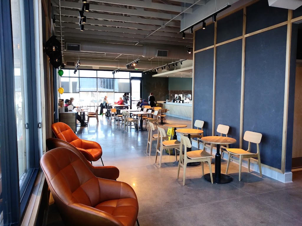 Starbucks | cafe | 4504 US-89, Flagstaff, AZ 86004, USA | 9285224991 OR +1 928-522-4991