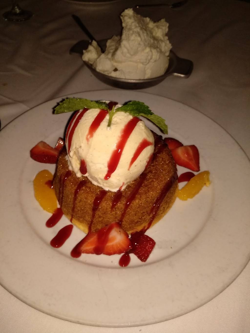 Mastros Steakhouse | restaurant | 246 N Canon Dr, Beverly Hills, CA 90210, USA | 3108888782 OR +1 310-888-8782