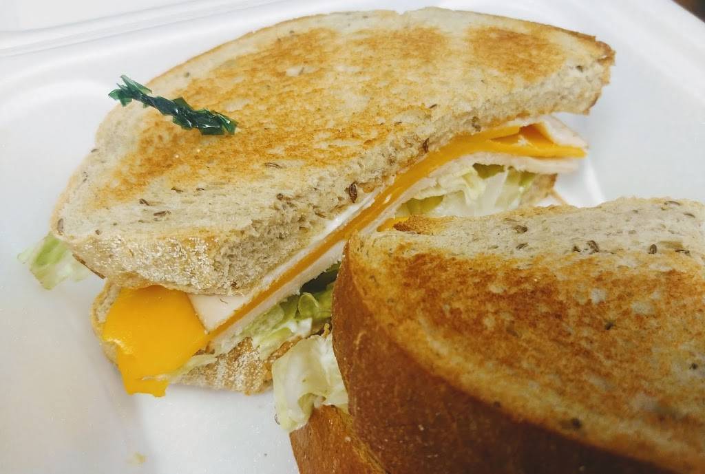 Ellens Café On 3RD | restaurant | 110 S 3rd St, Leesburg, FL 34748, USA | 3526301313 OR +1 352-630-1313