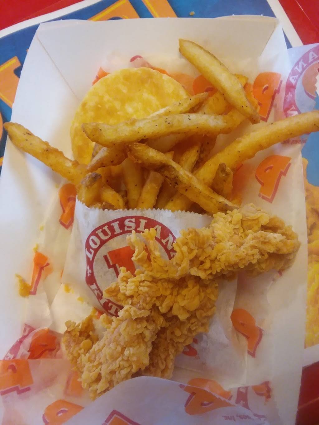 Popeyes Louisiana Kitchen | restaurant | 1108 E St Peter St, New Iberia, LA 70560, USA | 3373672278 OR +1 337-367-2278