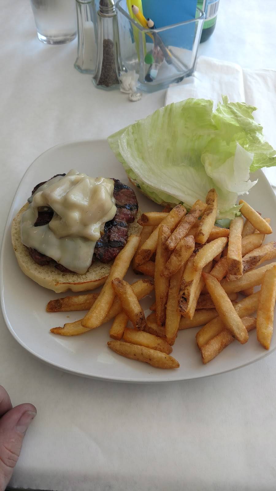 Flying Artichoke | restaurant | 40 Mortensen Ave, Salinas, CA 93905, USA | 8317599096 OR +1 831-759-9096