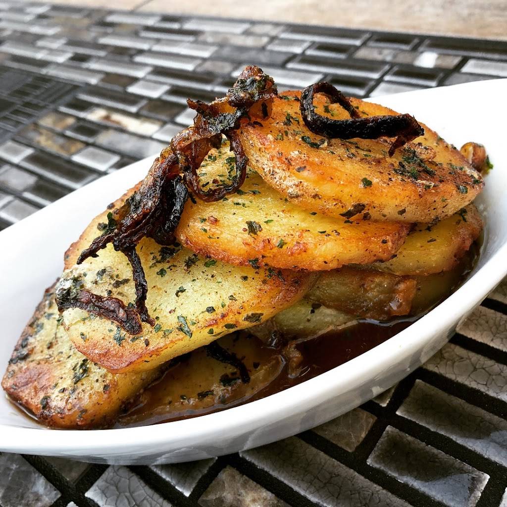 Michael Johns Restaurant (MJs) | restaurant | 1040 Carlton Arms Blvd, Bradenton, FL 34208, USA | 9417478032 OR +1 941-747-8032