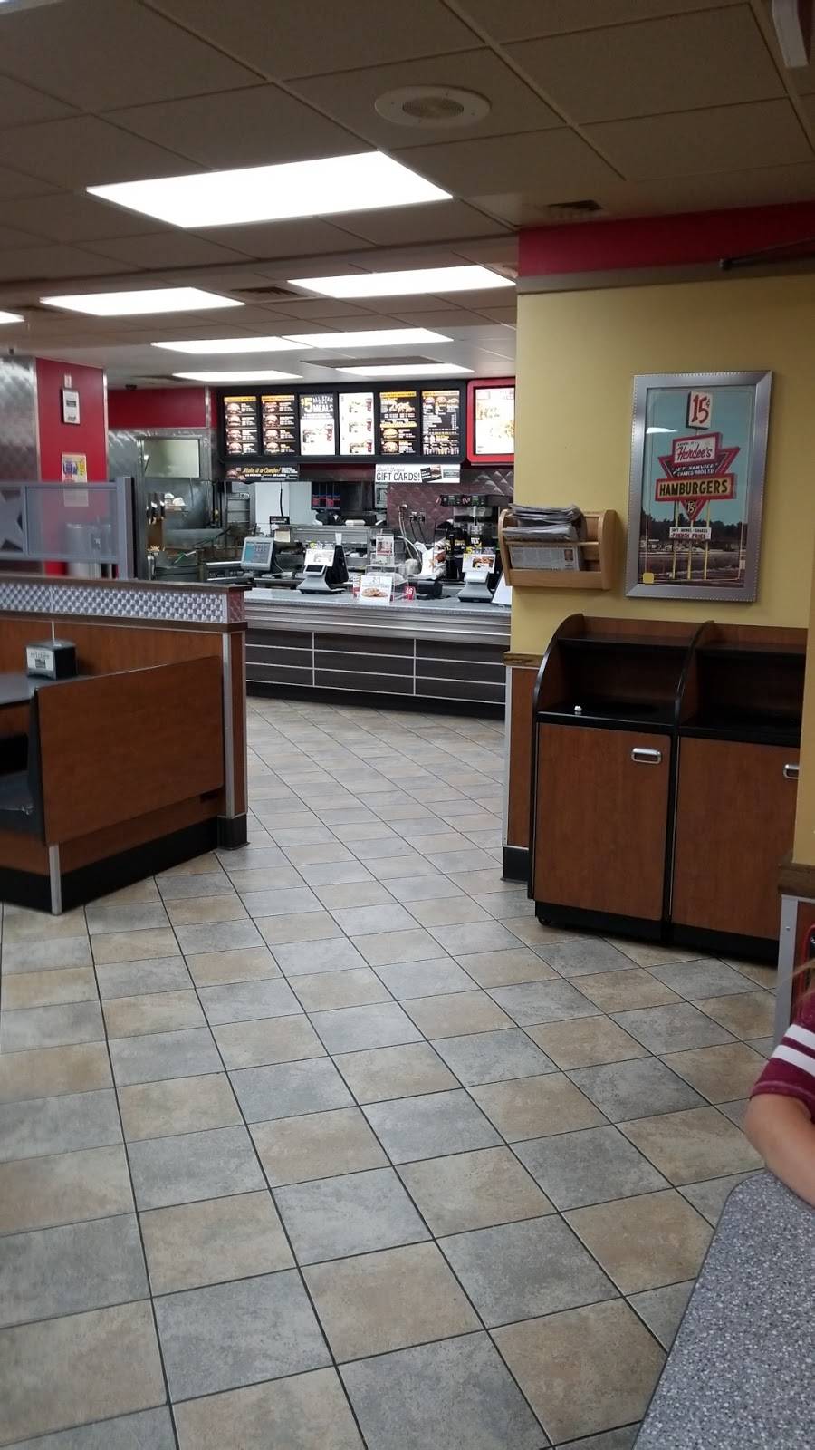 Hardees | restaurant | 888 W N State St #154, Sullivan, IN 47882, USA | 8122680025 OR +1 812-268-0025