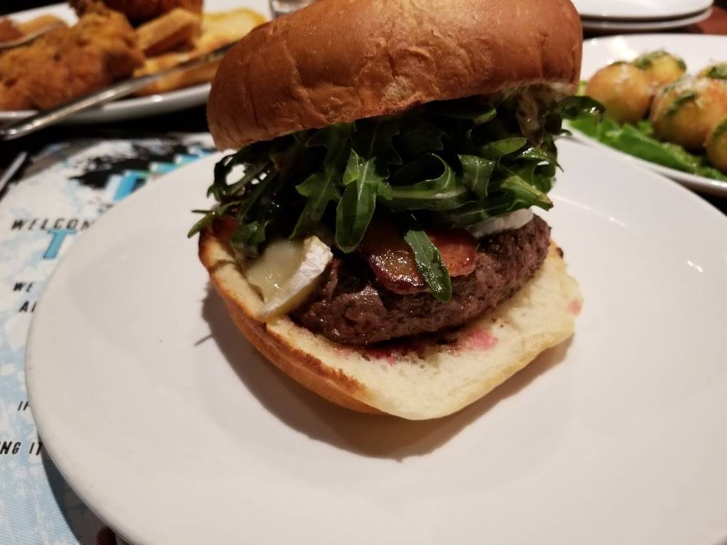 The One Up | restaurant | 13625 Ventura Blvd, Sherman Oaks, CA 91423, USA | 8188495181 OR +1 818-849-5181