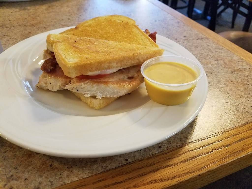 Tip Top Restaurant & Catering | restaurant | 3428 Darrow Rd, Stow, OH 44224, USA | 3306883171 OR +1 330-688-3171