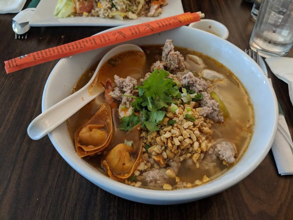 Ruuthais Kitchen | restaurant | 648 Beechwood Ave, Bridgeport, CT 06605, USA | 4752824600 OR +1 475-282-4600