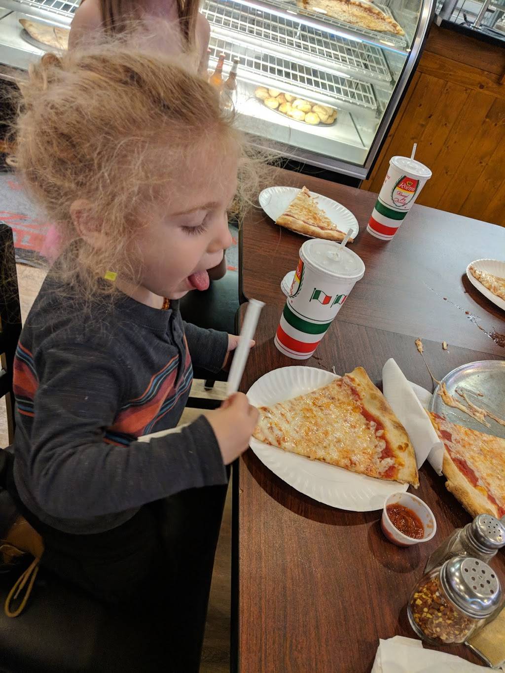 Michaelangelos Pizza and Subs | restaurant | 1961 NC-172 Suite 107, Sneads Ferry, NC 28460, USA | 9103271117 OR +1 910-327-1117