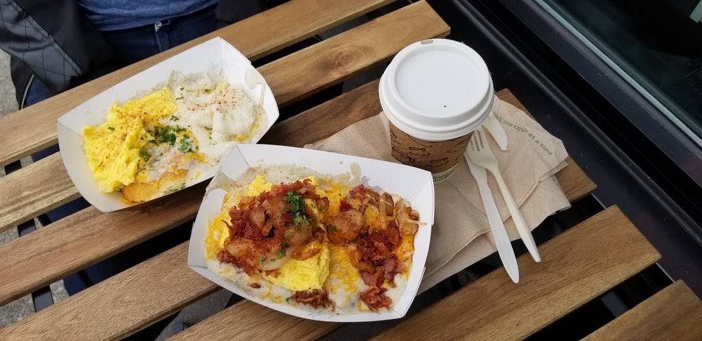 Biscuit Bitch | restaurant | 9602 16th Ave SW, Seattle, WA 98106, USA | 2066877886 OR +1 206-687-7886