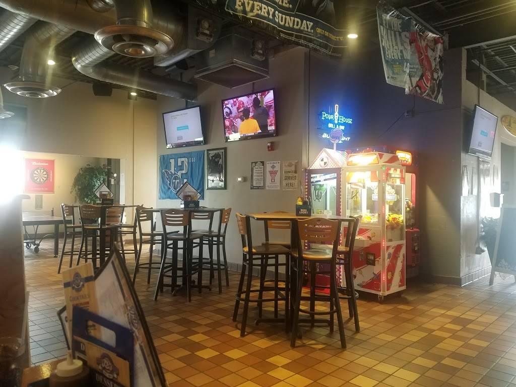JBs Pour House | restaurant | 4770 Lebanon Pike, Hermitage, TN 37076, USA | 6157505925 OR +1 615-750-5925