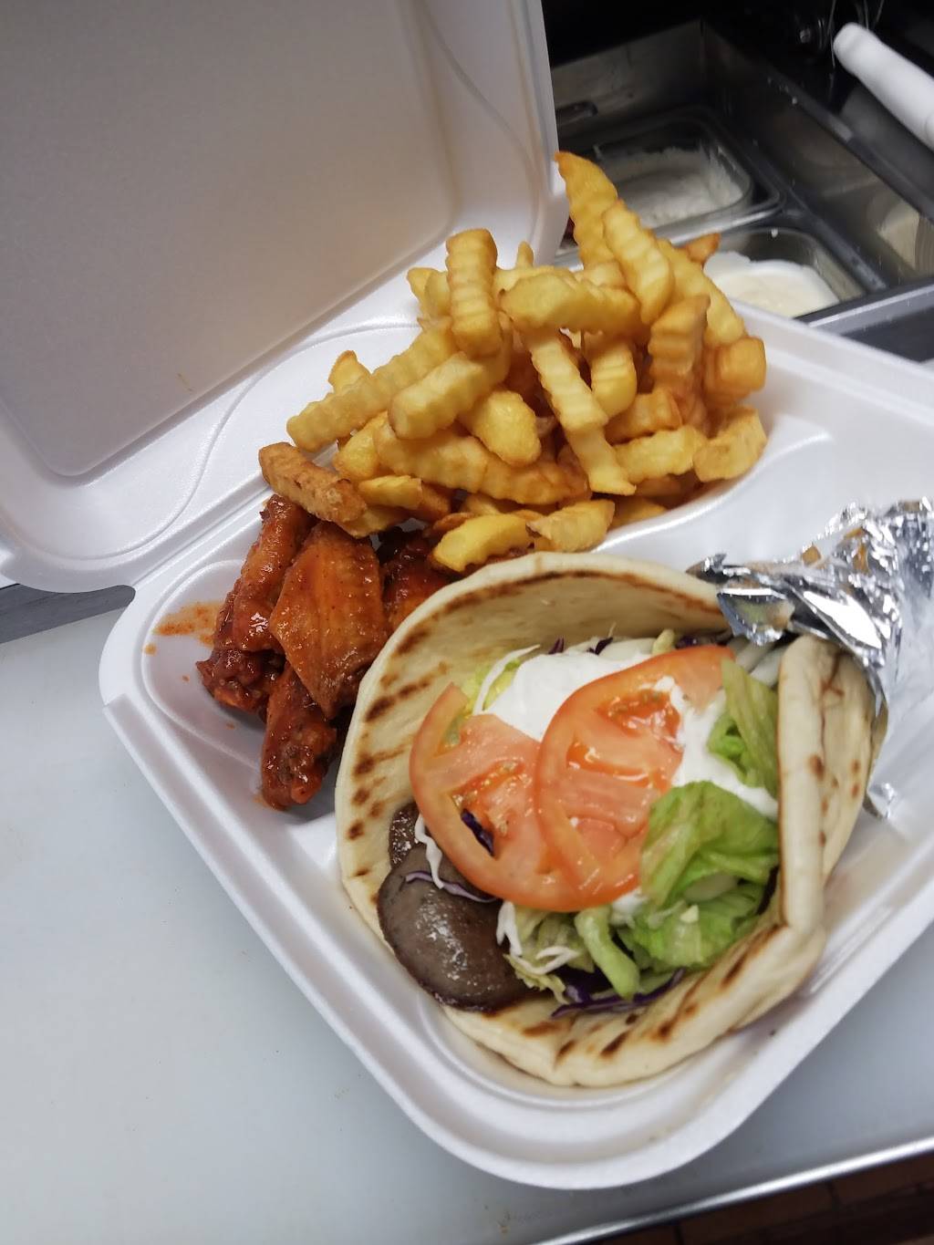 Tims Chicken | restaurant | 2881 Covington Pike, Memphis, TN 38128, USA | 9012073645 OR +1 901-207-3645