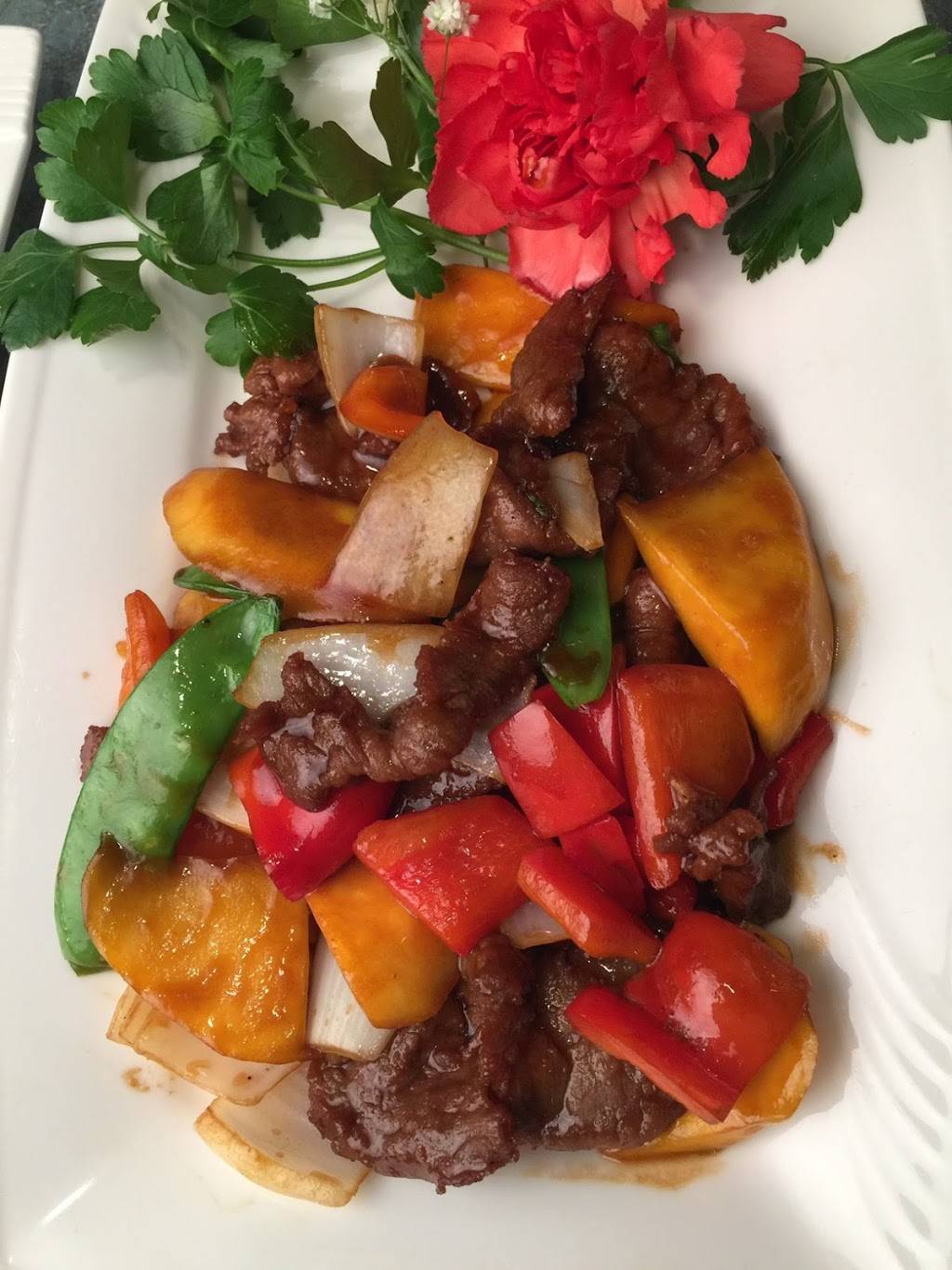 Empire Garden | restaurant | 1656 Hillside Avenue, New Hyde Park, NY 11040, USA | 5163588888 OR +1 516-358-8888