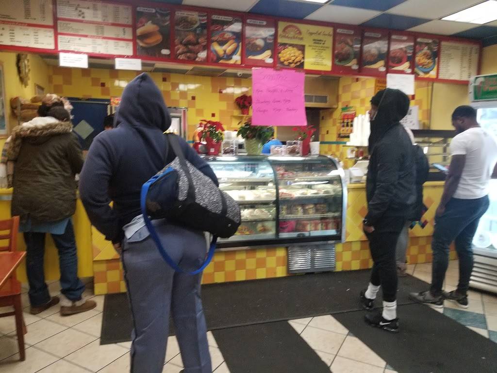 Golden Krust | restaurant | 9529 Church Ave, Brooklyn, NY 11212, USA | 7185661557 OR +1 718-566-1557