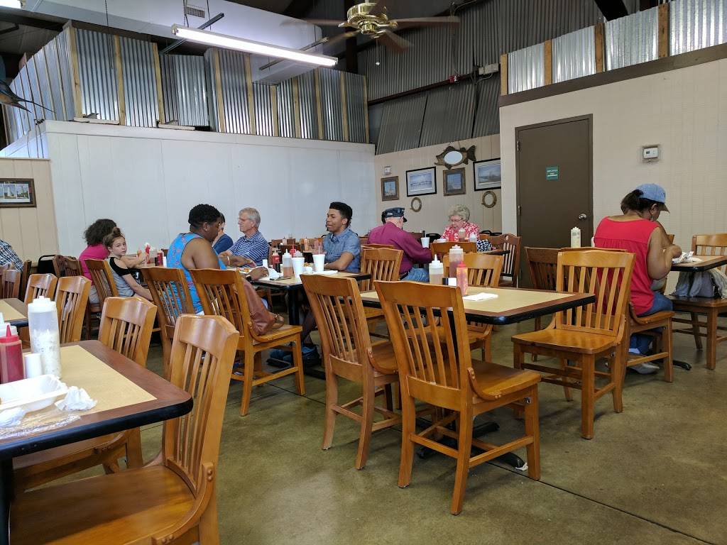 N.C. Seafood Restaurant at the Farmers Market | restaurant | 1201 Agriculture St, Raleigh, NC 27603, USA | 9198334661 OR +1 919-833-4661