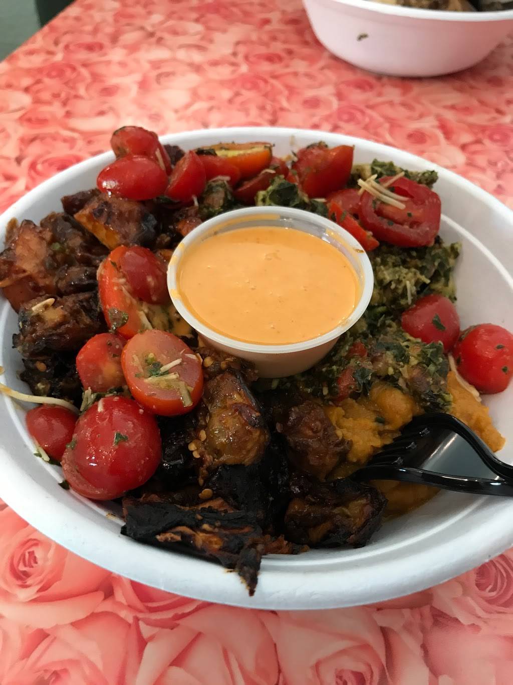 Fresh Kitchen | restaurant | 1350 S Howard Ave, Tampa, FL 33606, USA | 8132800515 OR +1 813-280-0515