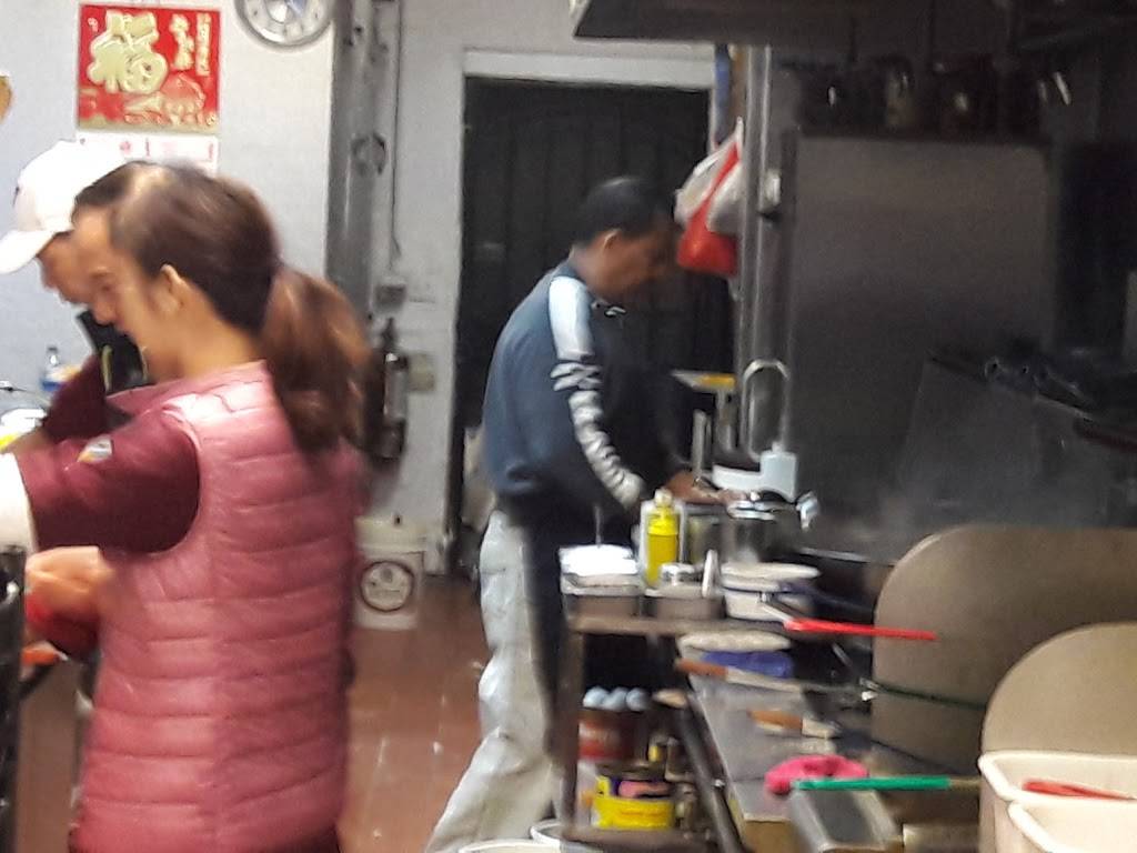 Wok & Roll | restaurant | 1580 N Woodland Blvd, DeLand, FL 32720, USA | 3868730055 OR +1 386-873-0055