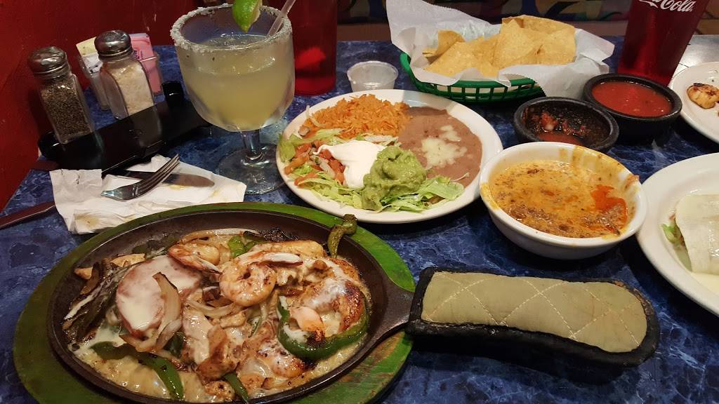 La Siesta | restaurant | 421 Sam Ridley Pkwy W, Smyrna, TN 37167, USA | 6152201107 OR +1 615-220-1107