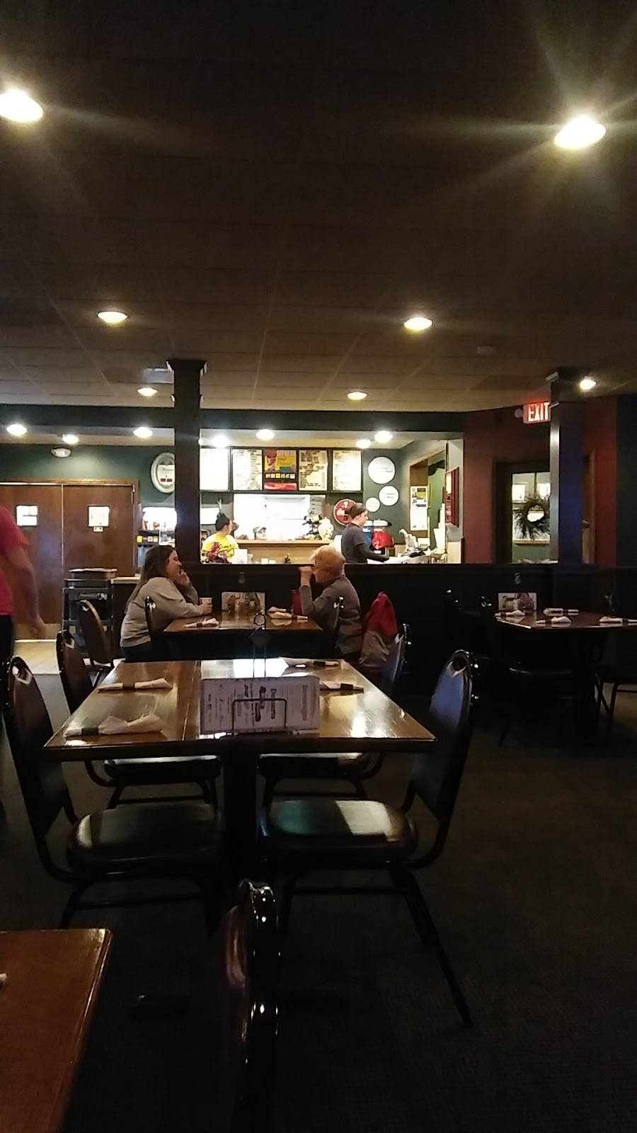 Jims Pizza Box | restaurant | 819 Main St, Huron, OH 44839, USA | 4194334463 OR +1 419-433-4463