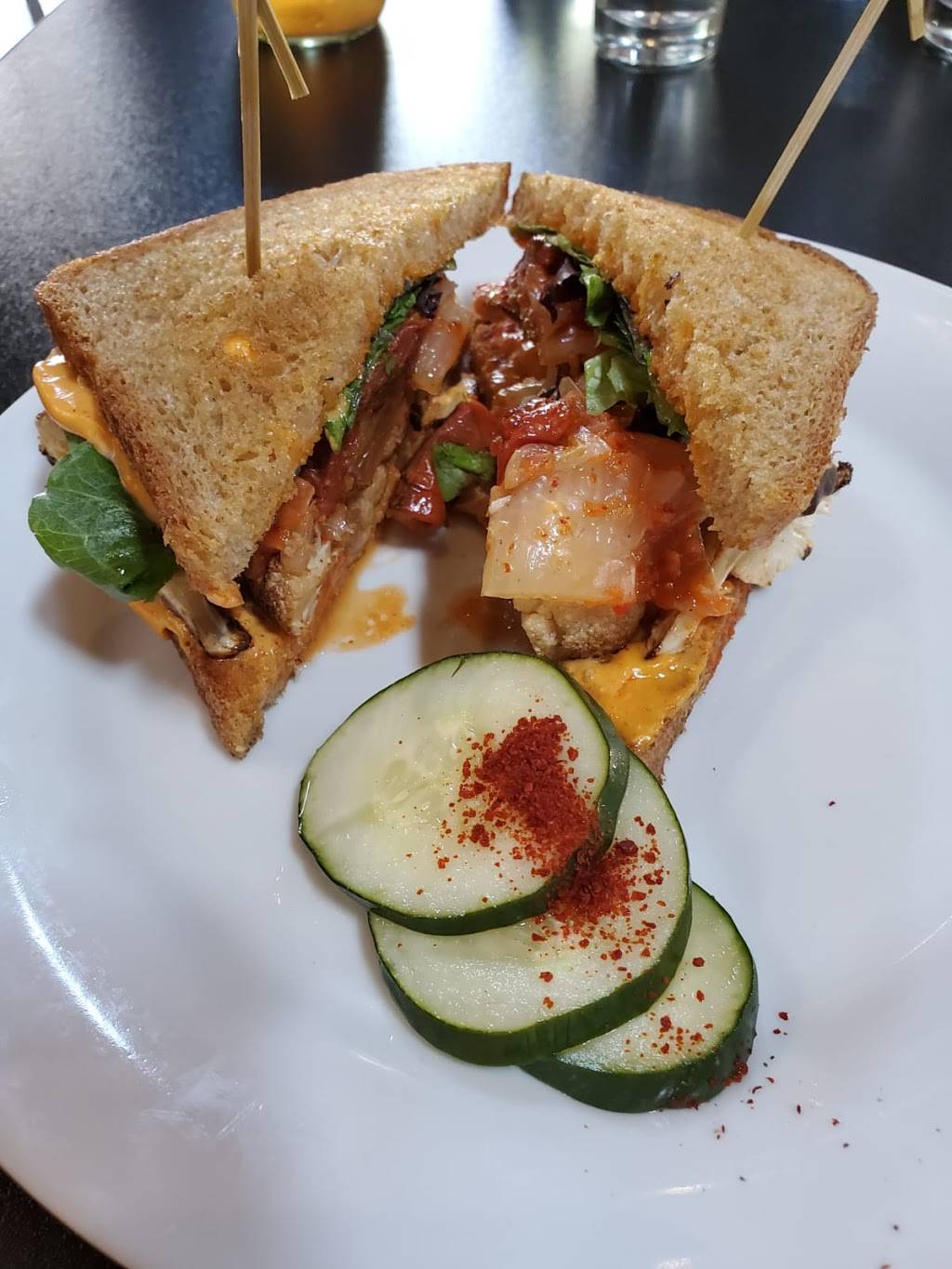 Capulet | restaurant | 3014 Dauphine St, New Orleans, LA 70117, USA | 5045070691 OR +1 504-507-0691