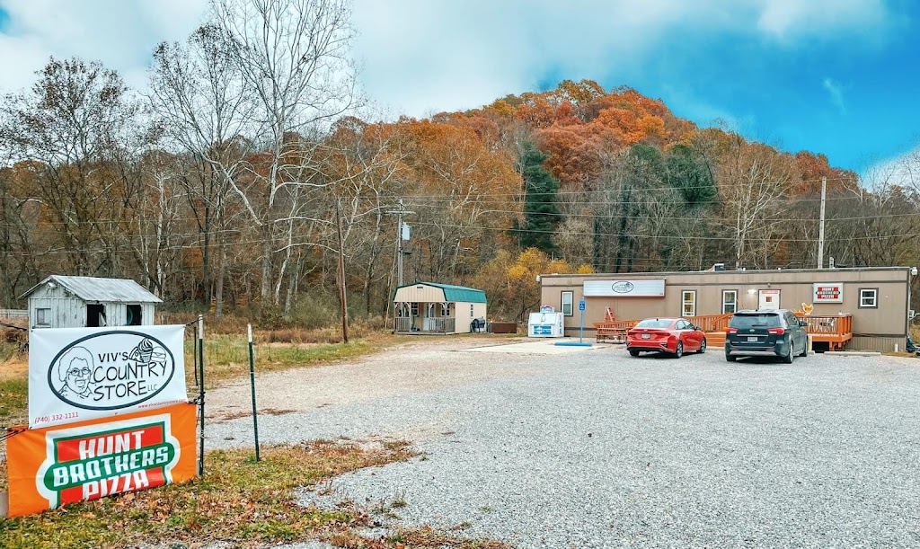 Vivs Country Store | restaurant | 21996 OH-664, South Bloomingville, OH 43152, USA | 7403321111 OR +1 740-332-1111