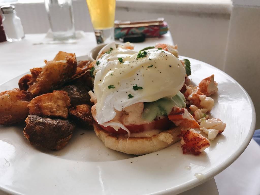 the River House | restaurant | 2373 PGA Boulevard, Palm Beach Gardens, FL 33410, USA | 5617202595 OR +1 561-720-2595