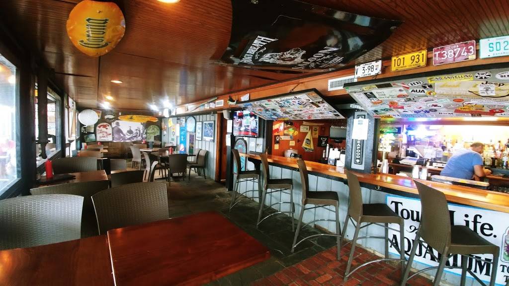 Kingstons Clam Bar | restaurant | 130 Atlantic Ave, West Sayville, NY 11796, USA | 6315890888 OR +1 631-589-0888