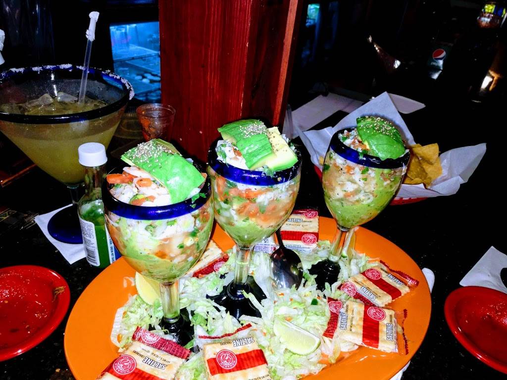 Coco Loco | restaurant | 4002 Bay Rd, Saginaw, MI 48603, USA | 9897911111 OR +1 989-791-1111