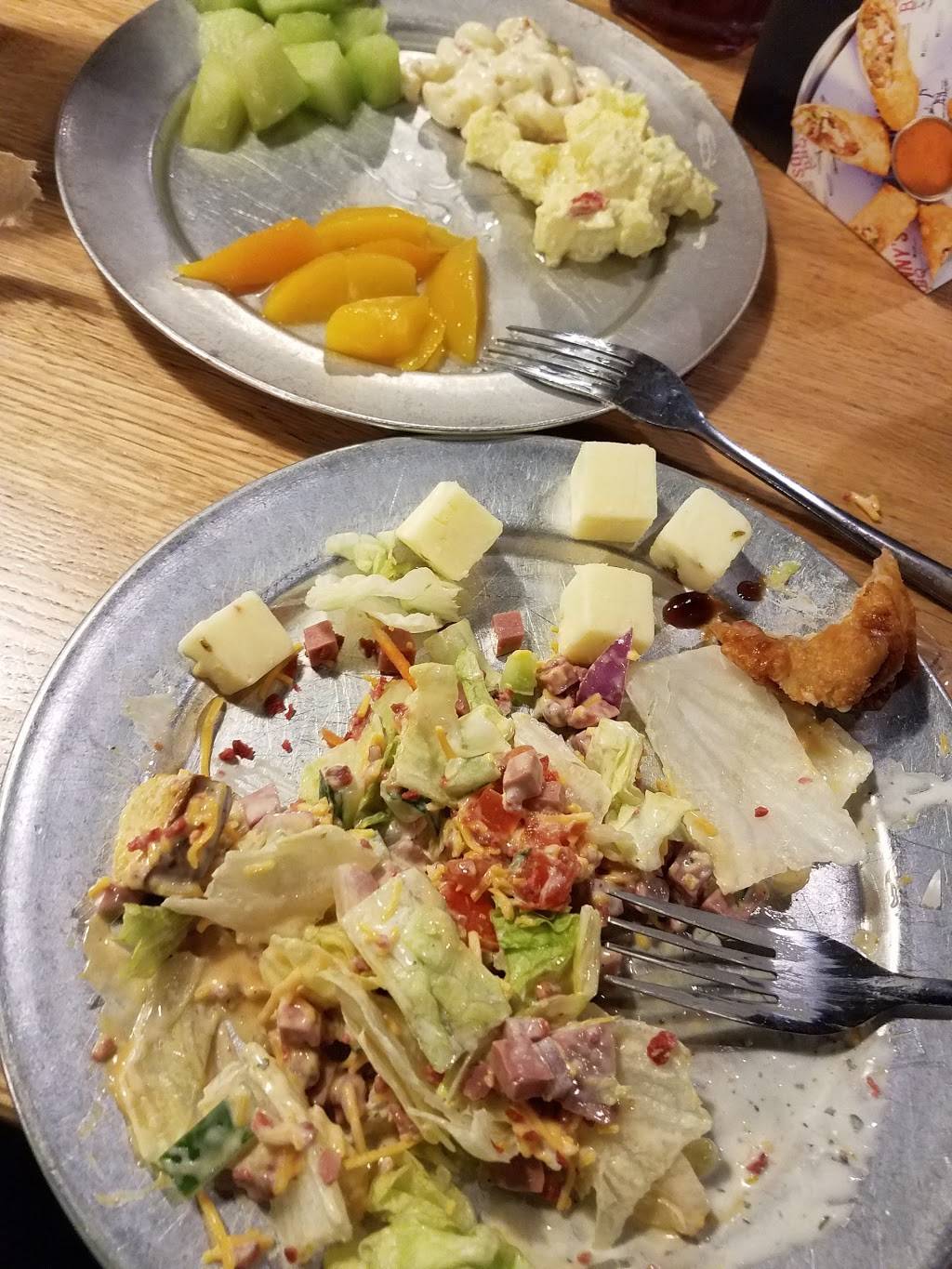 Sonnys BBQ | restaurant | 2210 E Semoran Blvd, Apopka, FL 32703, USA | 4078148888 OR +1 407-814-8888