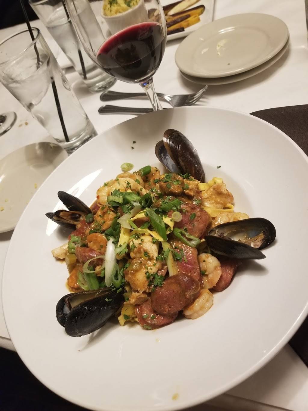 Big Fish Grille | restaurant | 27425 Will Rd, Wilmington, IL 60481, USA | 8154769331 OR +1 815-476-9331